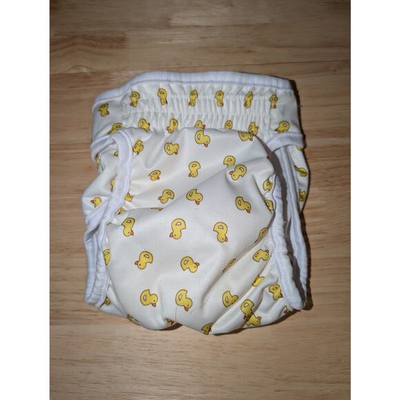Pet Magasin Polyester Ducky Print Dog Diaper Waterproof Lining Size S/M Fits Pug - Picture 2 of 8